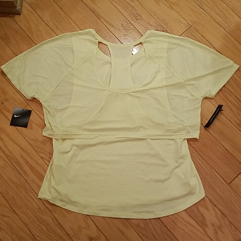 NWT Nike top - Picture 4 of 11